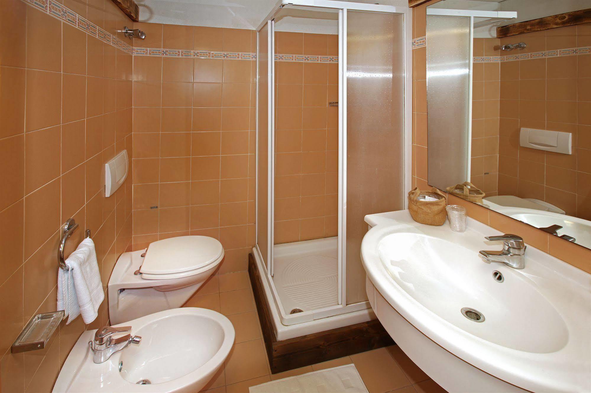 Oulx Restaurant Hotel Chalet Del Sole מראה חיצוני תמונה